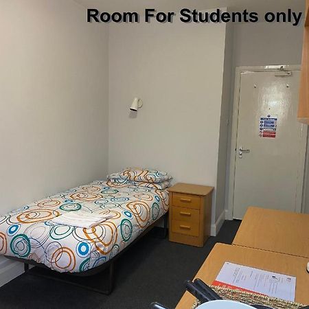 Charming Rooms For Students Only, Cricklewood Lane - Sk London Luaran gambar